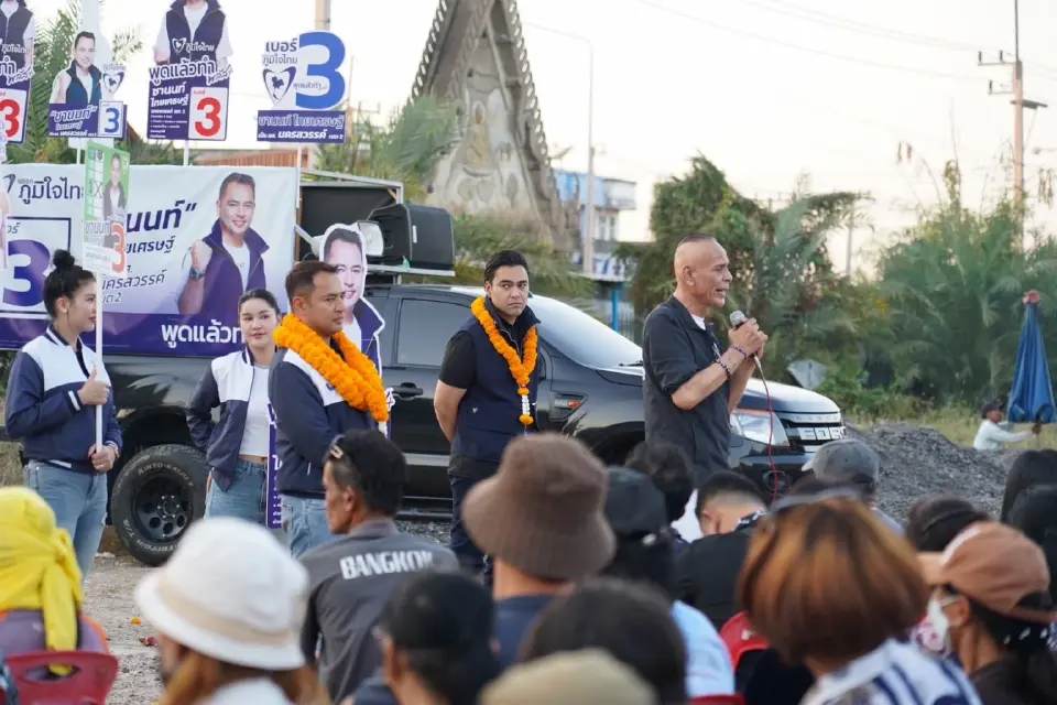 “ซาบีดา” ควงพ่อช่วย “ชานนท์” โค้งสุดท้าย เลือกภูมิใจไทยกลับบริหารประเทศ