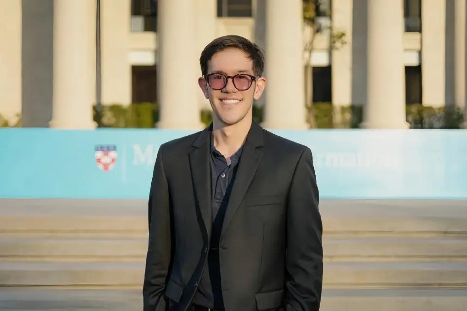 อรรคเดช อุดมศิริธำรง