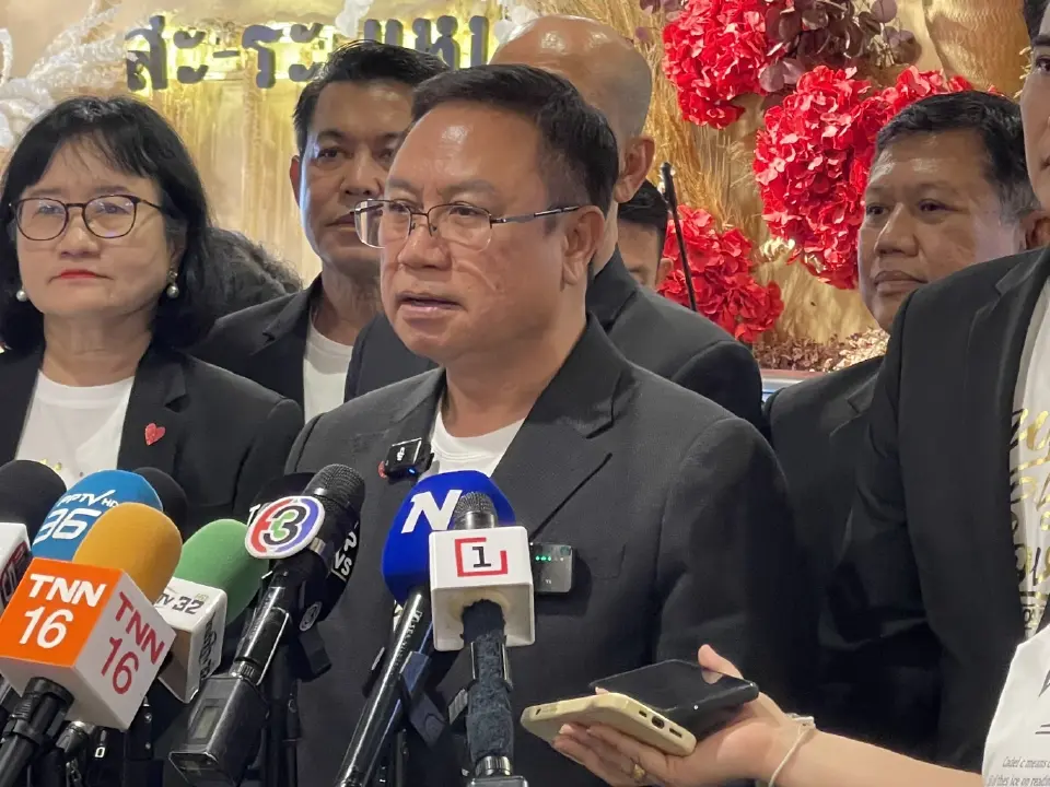 นายภูมิจิตต์ พงษ์พันธุ์งาม ผู้ว่าการการยาสูบแห่งประเทศไทย (ยสท.)