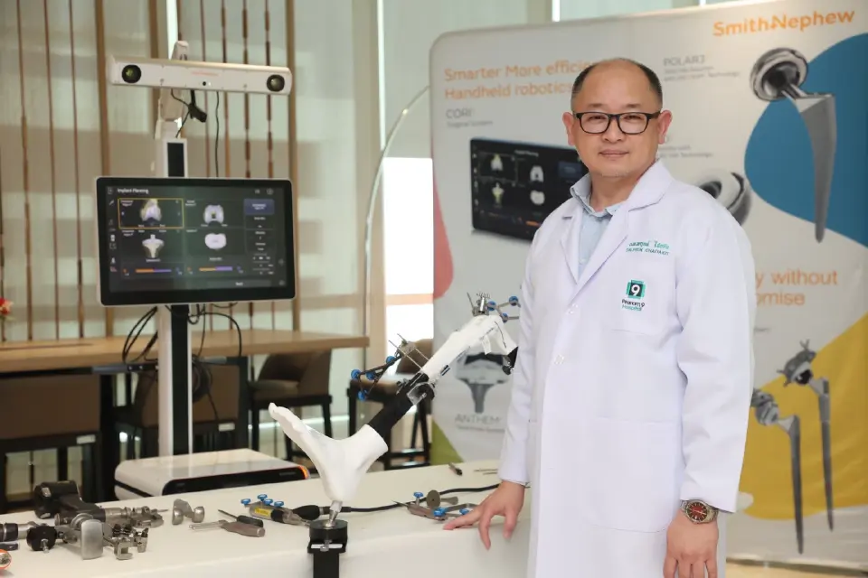 รพ.พระรามเก้า เปิดศูนย์ผ่าตัดเข่าด้วยหุ่นยนต์ ดันไทยสู่ Medical Hub