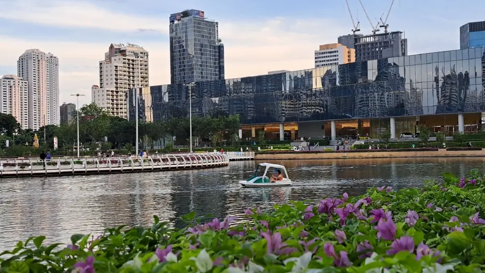 รูปภาพจาก Facebook สวนเบญจกิติ 