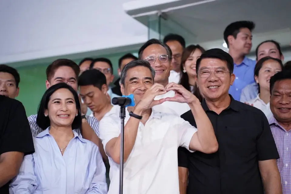 "อภิสิทธิ์" ลั่น! ประชาธิปัตย์ พร้อมเป็นฝ่ายค้าน คาดกวาด สส. 20 ที่นั่ง ชูธงทำหน้าที่สุจริต