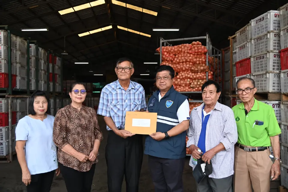 พาณิชย์ อัด 5 มาตรการพยุงหอมหัวใหญ่ล้นตลาด ราคาดิ่งเหลือ 5 บาท