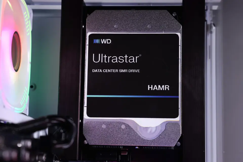 WD พลิกโฉมฮาร์ดดิสก์รับยุค AI เปิดโรดแมปพัฒนาสู่ 100TB