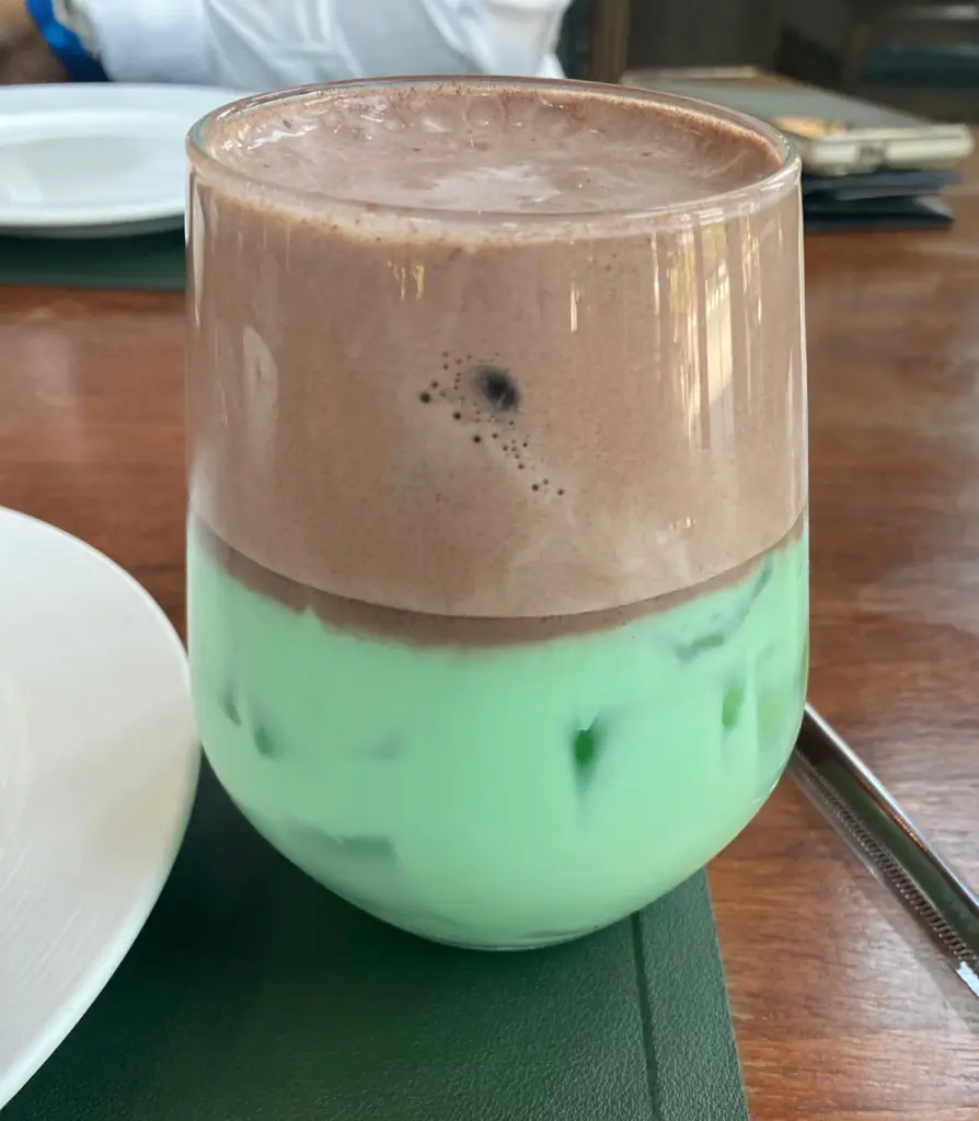 กล่องแสนศุข