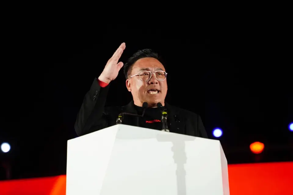 นายจุลพันธ์ อมรวิวัฒน์ หัวหน้าพรรคเพื่อไทยและหนึ่งในแคนดิเดตนายกรัฐมนตรี 