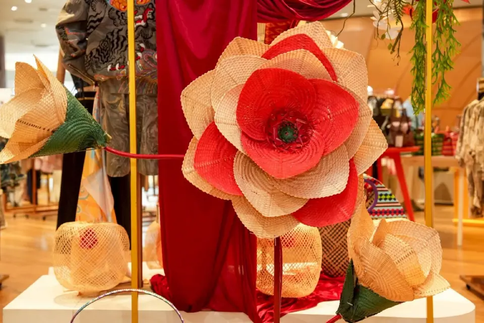 ​เช็กอิน ICONCRAFT ช็อปของขวัญคราฟต์ไทย เสริมเฮงปีม้ามงคล รับโชคตลอดปี!