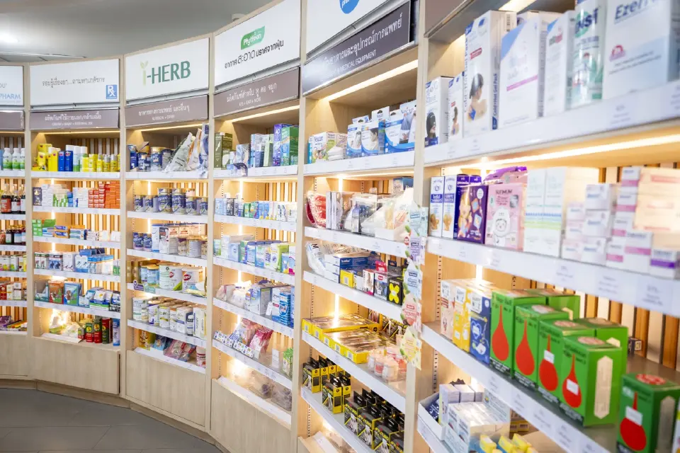 เภสัชฯ จุฬาฯ ต่อยอดงานวิจัย-ปฏิวัติสมุนไพรไทย ’จากหิ้งสู่ห้าง‘