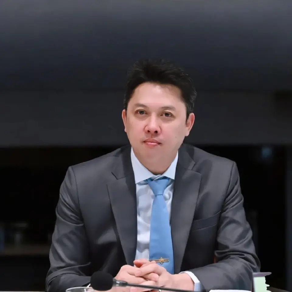 นายกฤษ สีตองอ่อน ประธานกรรมการ บริษัท ซีมัวร์ มารีน แอนด์ เอ็นจิเนียริ่ง จำกัด 