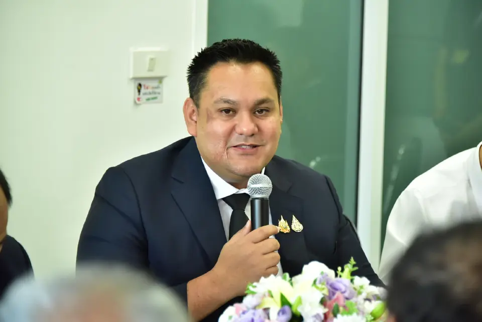 จี้รัฐดันนมโรงเรียน 365 วัน เคลียร์หนี้น้ำนมพันล้าน ชะลอนำเข้านมผง