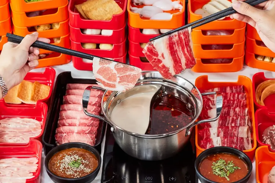 สมรภูมิบุฟเฟต์ 2.1 แสนล้านเดือด Bar-B-Q Plaza เปิดศึกท้าชน ตี๋น้อย-MK-เซ็นทรัล