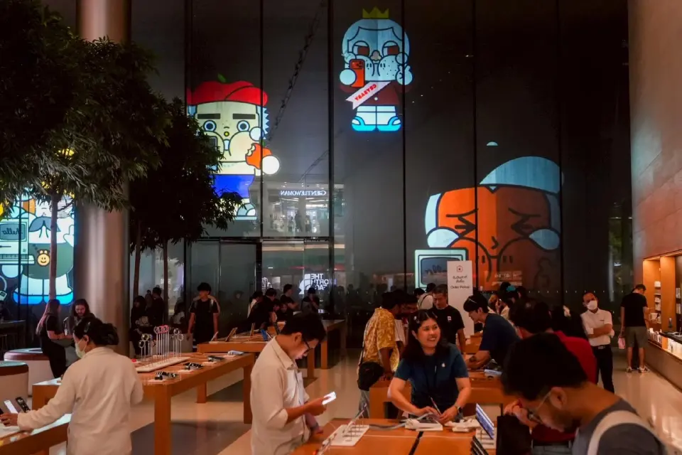 Apple ฉลอง 50 ปี เลือก ICONSIAM ไทย ปักหมุด Global Destination แห่งเดียวในอาเซียน