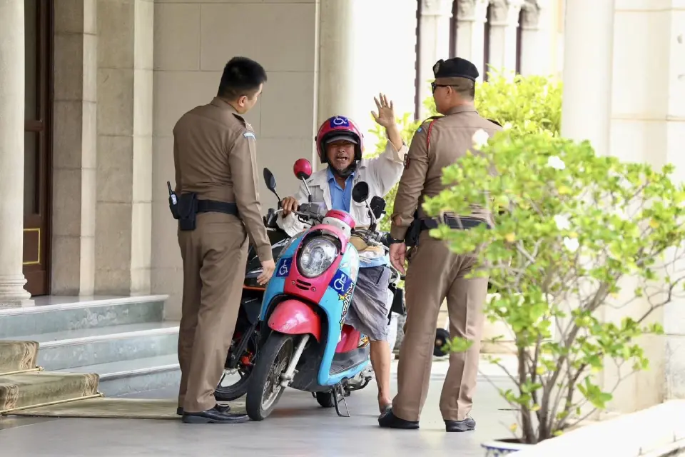 มัดรวม 19 ปี วีรกรรม 'พงศ์พิชาญ' ทะลวงรั้วทำเนียบฯเรียกร้องเงินกับ 7 นายกฯ