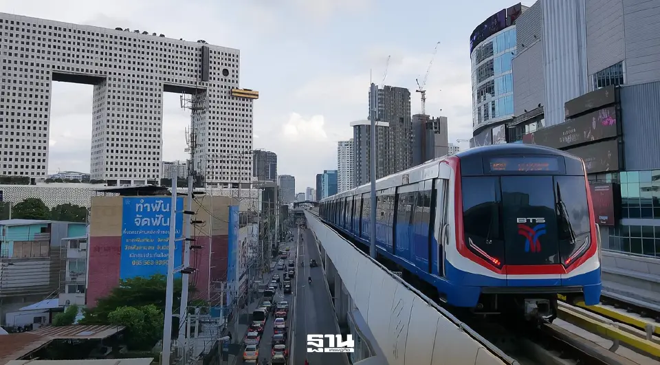 รถไฟฟ้าบีทีเอสบริเวณรัชโยธิน-ม.เกษตร