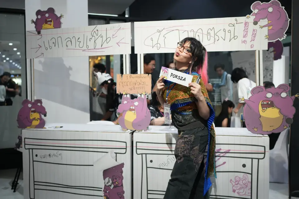 ฉีกกฎอีเวนต์ T5 Paper Pallet เปลี่ยนกระดาษส่งออกเป็นบูธสุดล้ำ