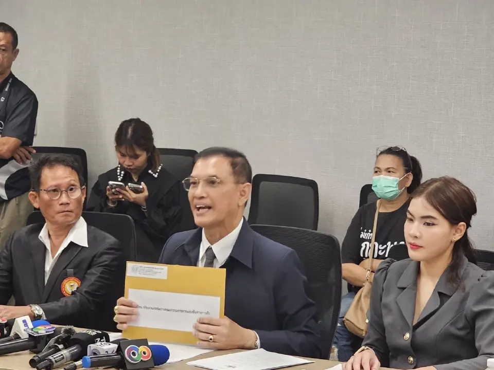 ร้อง กขค.สอบ "แอปส้ม-ฟ้า-TikTok" ล็อกขนส่ง ทำของแพง-ผูกขาด!