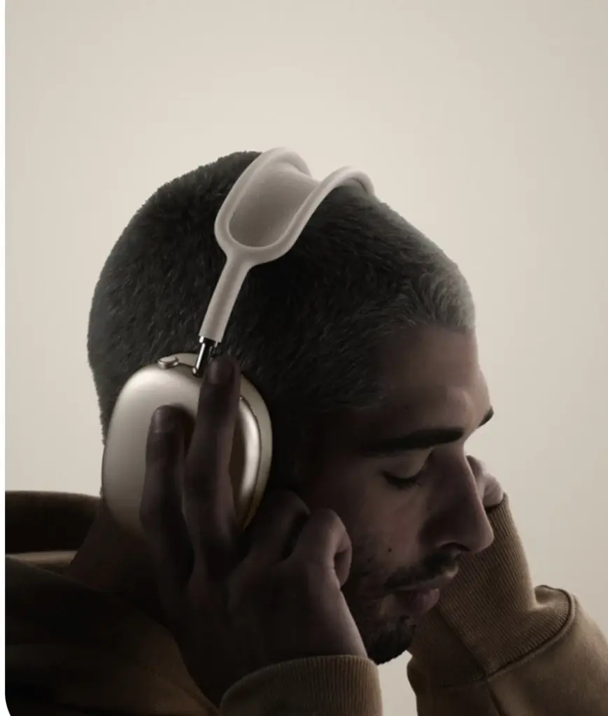 Apple ส่ง AirPods Max 2 ทลายกำแพงภาษาด้วยฟีเจอร์แปลภาษาสด