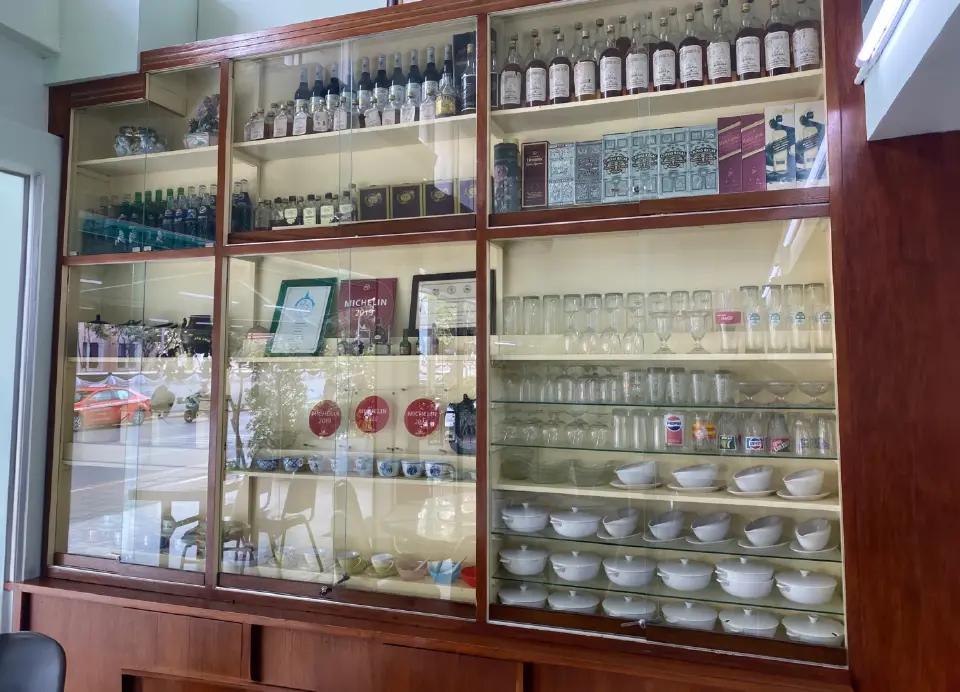 ภัตตาคารผ่านฟ้า