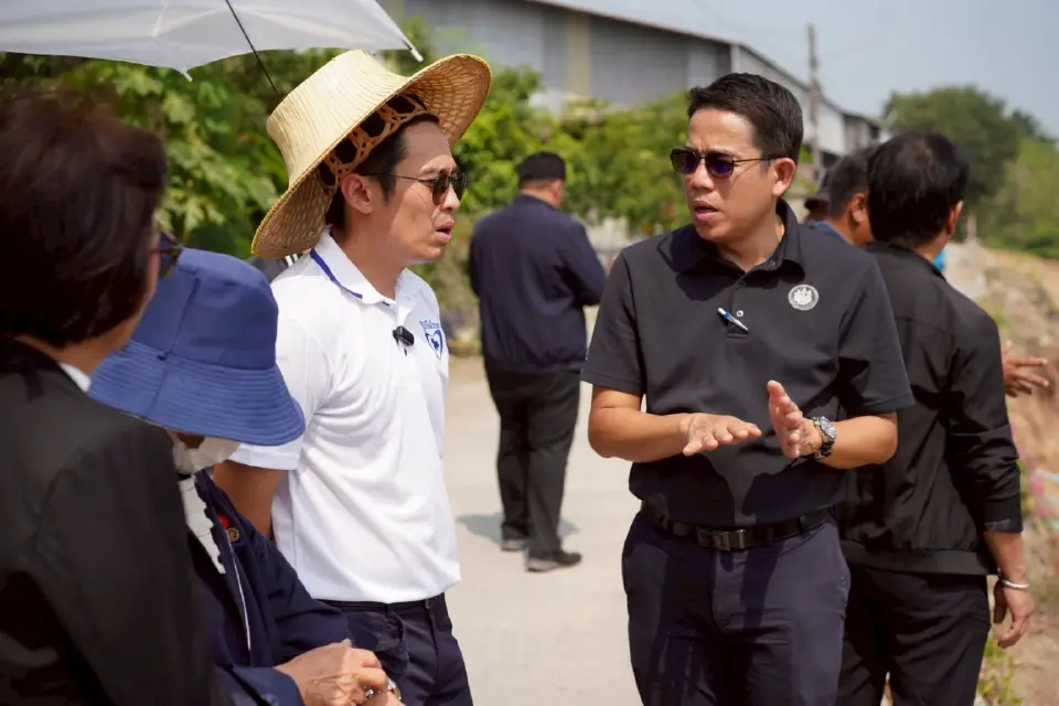 “กรวีร์” เปิดใจเคล็ดลับ DNA ผู้แทนฯ ต้องไม่ทิ้งพื้นที่! หนุนสอดประสาน “รุ่นใหม่-รุ่นเก่า” ขับเคลื่อนประเทศ ชู “คนละครึ่งพลัส” ทางรอดเศรษฐกิจรากหญ้า