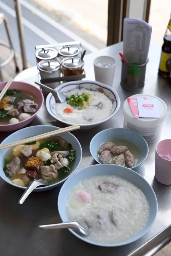 เปิด 7 พิกัด เที่ยวระยอง คาเฟ่ ร้านอาหารเด็ด GO Local Eat Local Go Hotel บุฟเฟ่ต์ทุเรียน ปังๆ