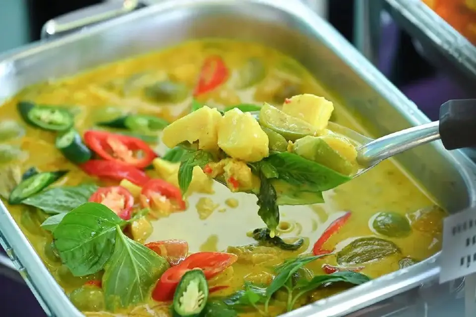 เปิด 7 พิกัด เที่ยวระยอง คาเฟ่ ร้านอาหารเด็ด GO Local Eat Local Go Hotel บุฟเฟ่ต์ทุเรียน ปังๆ