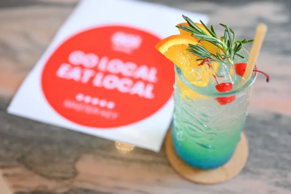 เปิด 7 พิกัด เที่ยวระยอง คาเฟ่ ร้านอาหารเด็ด GO Local Eat Local Go Hotel บุฟเฟ่ต์ทุเรียน ปังๆ
