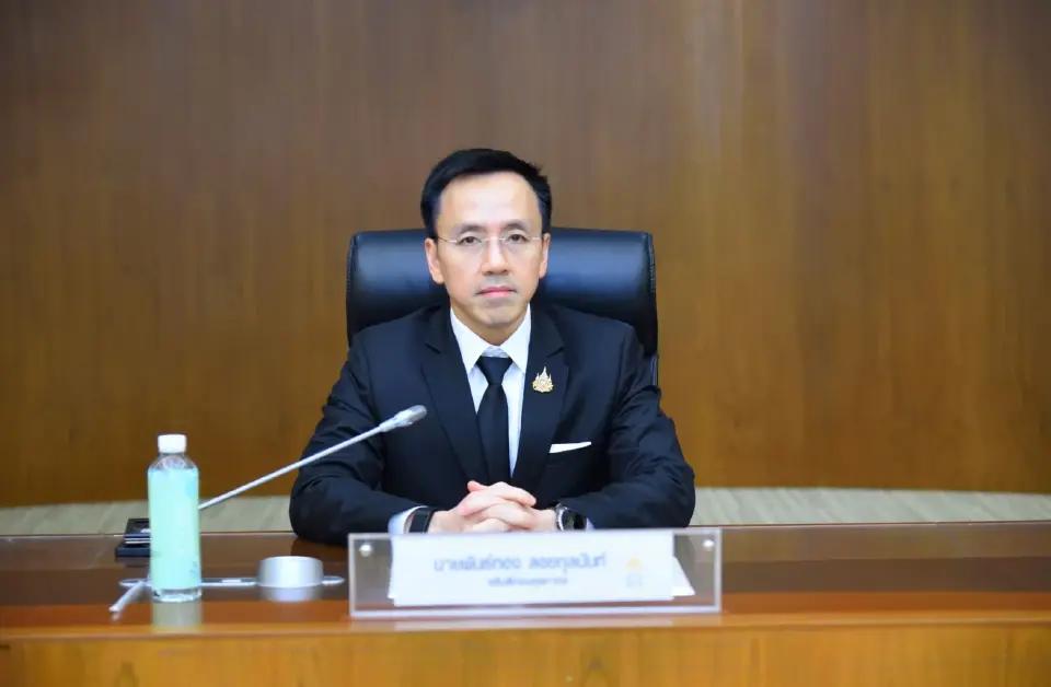 นายพันธ์ทอง ลอยกุลนันท์ อธิบดีกรมศุลกากร