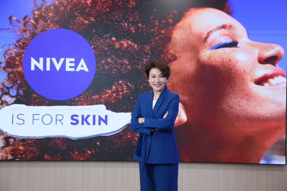 นางสาววราพร ลิขิตจรรยากุล