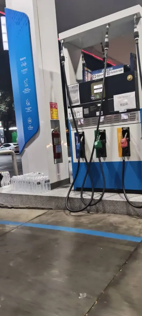 เสียงโลกโซเชียลสะท้อนความสิ้นหวัง"วิกฤตน้ำมัน" ดันค่าครองชีพพุ่งปรี๊ด