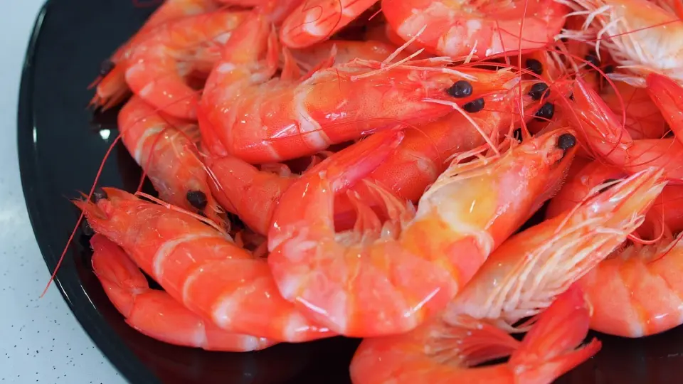 กุ้งไทยได้เปรียบภาษีสหรัฐ  เกษตรกรเร่งเลี้ยง ดันผลผลิตทะลุ 4 แสนตัน