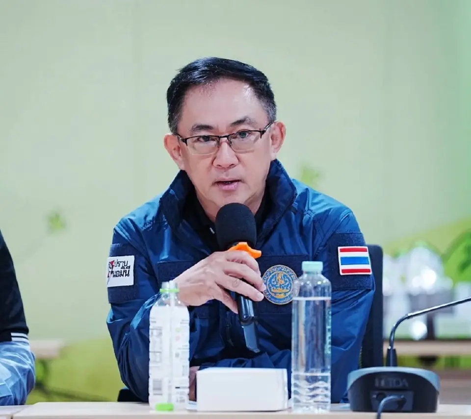 นายพูนพงษ์ นัยนาภากรณ์ อธิบดีกรมพัฒนาธุรกิจการค้า 