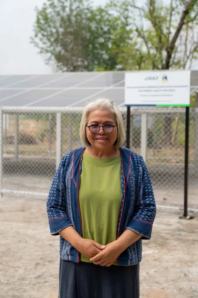 นางสุพรรณ พันพรม