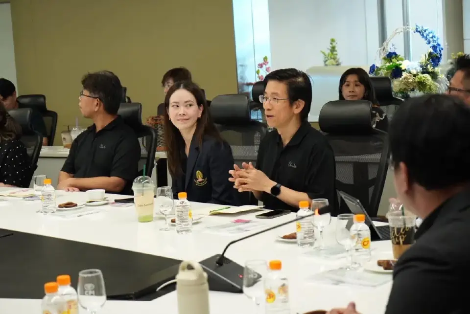 ศ.ดร.ศรีเลิศ โชติพันธรัตน์  รองผู้อำนวยการ สถาบันวิจัยสิ่งแวดล้อมเพื่อความยั่งยืน จุฬาลงกรณ์มหาวิทยาลัย