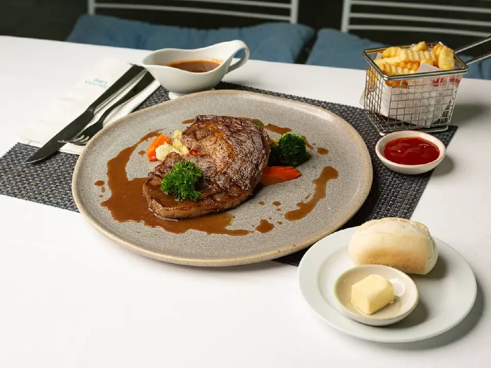 เช็คอิน สวนสนลอย คาเฟ่สีเขียวริมทะเล แลนด์มาร์คใหม่ ชะอำ หัวหิน เซ็นทารา ไลฟ์ ชะอำ