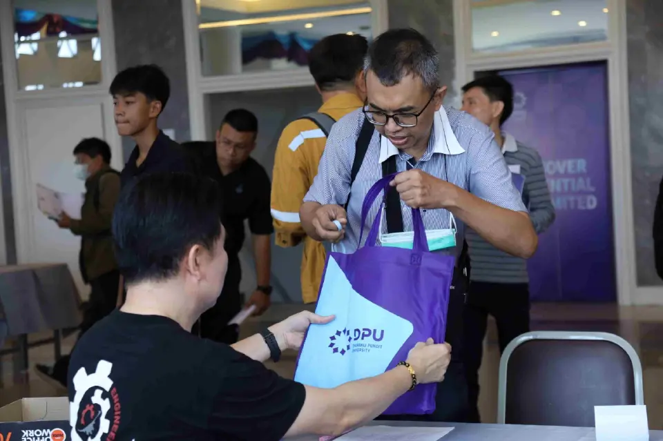 อัปสกิลฟรี! BOI-อว. หนุน DPU เปิดฝึกซ่อมรถ EV ยกระดับอู่ไทยสู่ยุคใหม่