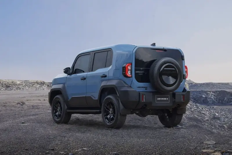 โตโยต้า เปิดตัว Toyota Land Cruiser FJ เอสยูวีทรงกล่อง ราคา 1.269 ล้านบาท