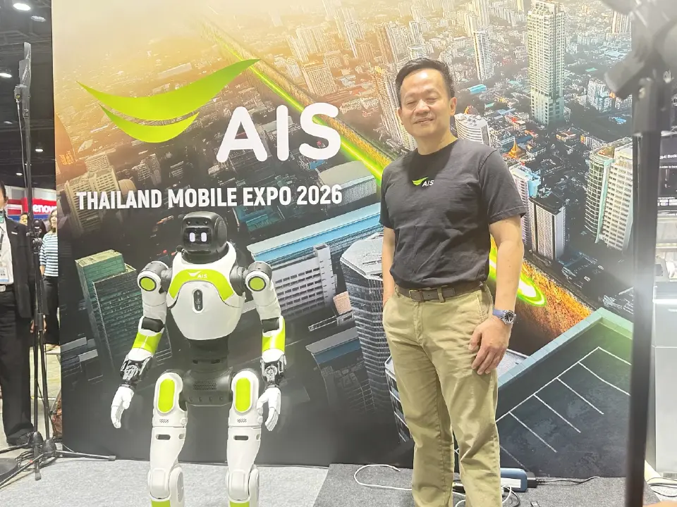 AIS อวดโฉม “น้องจีจี้” หุ่นยนต์บริการ AI อัจฉริยะ ยกระดับรีเทลยุคใหม่