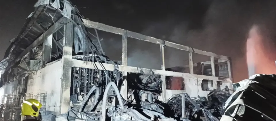 เพลิงไหม้โรงงานทำทินเนอร์จังหวัดฉะเชิงเทรา