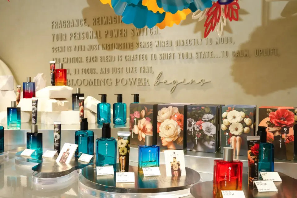 ตลาดเครื่องหอมแข่งดุ เอิร์ธ แฟคเทอรี่ รีแบรนด์ - รีไซส์ ‘Bath & Bloom’
