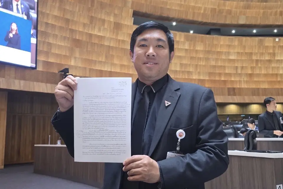 'ปรีติ' ชมองค์การค้าฯ เลิกงาบงบพิมพ์แบบเรียนปี 69 เซฟภาษี 255 ล้าน จี้ รมว.ศธ. เช็กบิลทุจริตเก่า