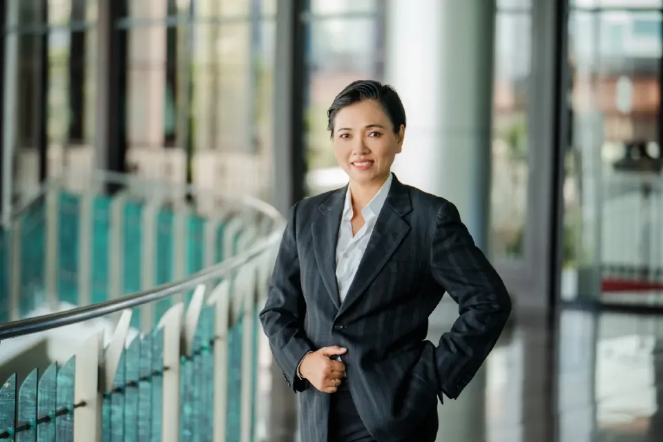 นางสาววิลาสินี บุญมาสูงทรง ผู้ช่วยกรรมการผู้จัดการ GBS 