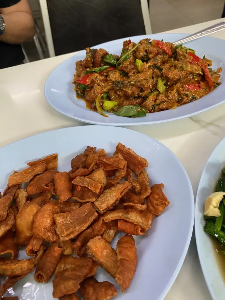 ภัตตาคารผ่านฟ้า