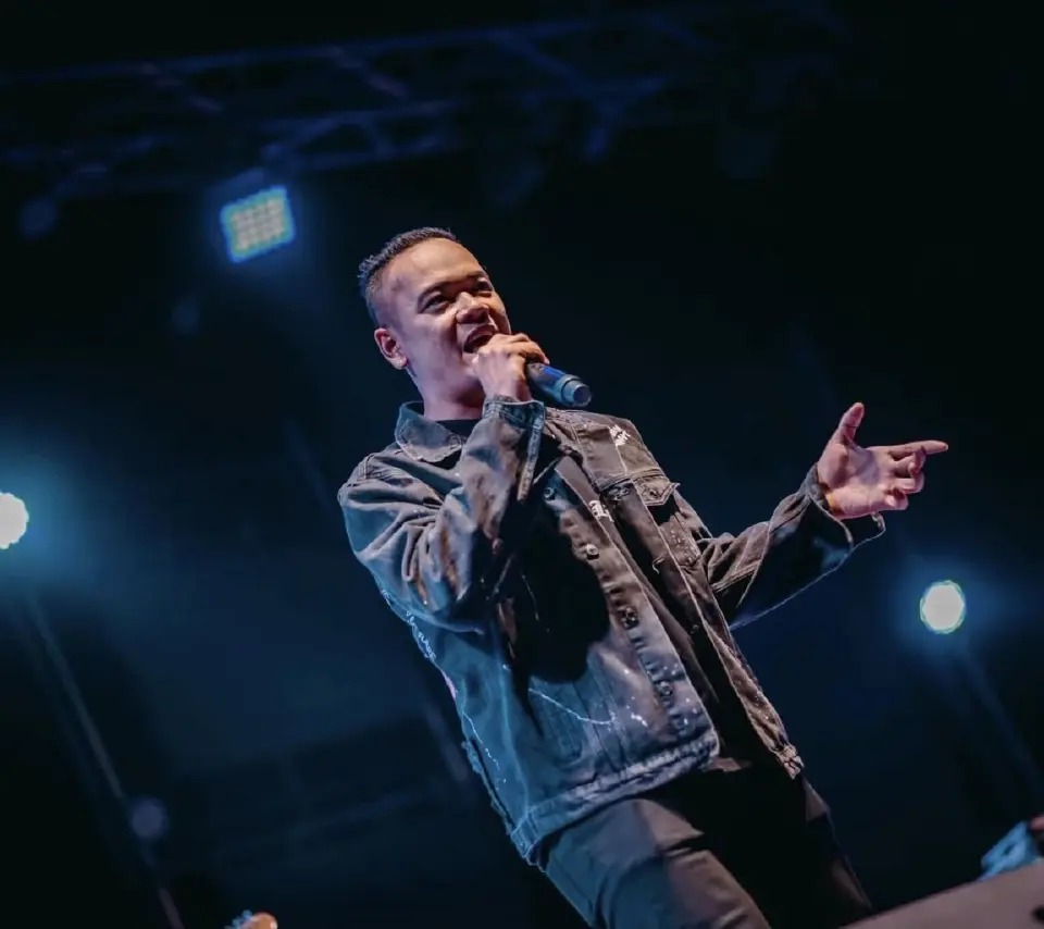 ช็อกวงการบันเทิง "เหน่ง เหม่งจ๋าย"นักแสดงตลกจาก "บริษัทฮาไม่จำกัด" และ “ก็มาดิคร้าบ” เสียชีวิต 