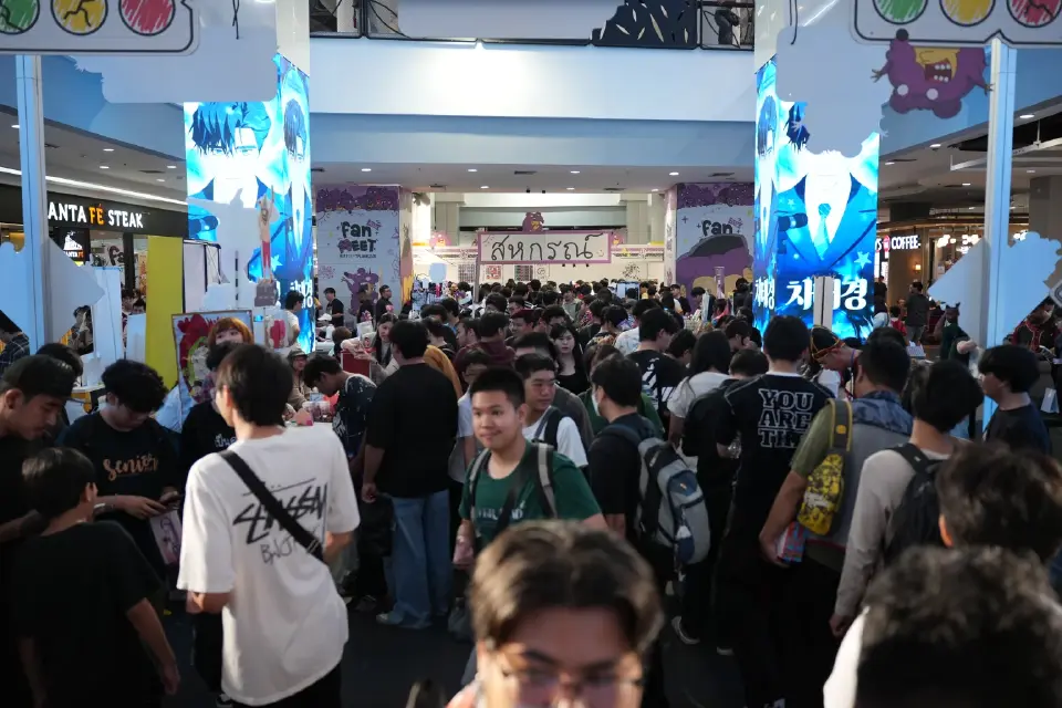 ฉีกกฎอีเวนต์ T5 Paper Pallet เปลี่ยนกระดาษส่งออกเป็นบูธสุดล้ำ