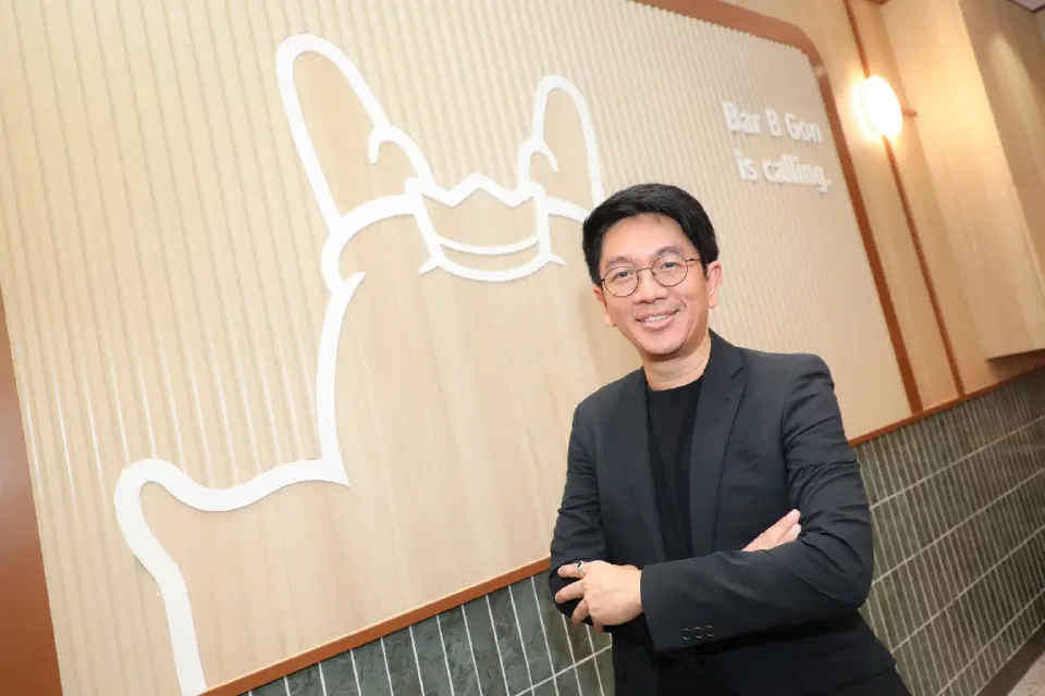 นายรัฐ ตระกูลไทย 