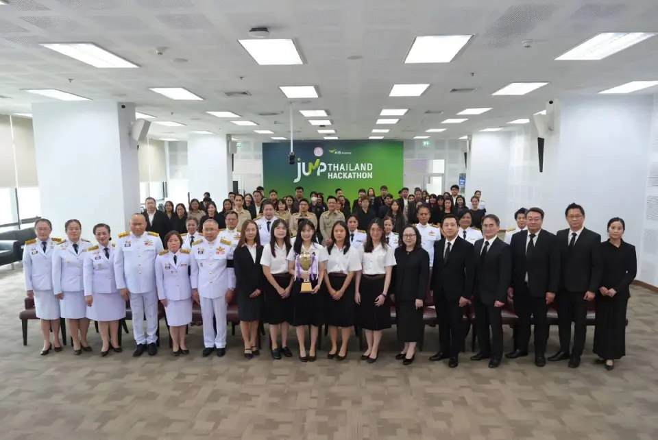 ทีม มจธ. คว้าแชมป์ JUMP Thailand Hackathon 2025 นวัตกรรมช่วยผู้สูงวัย