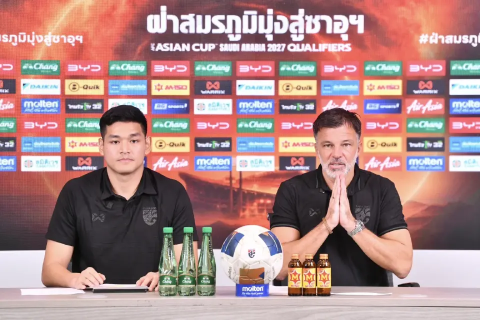 แอนโธนี ฮัดสัน หัวหน้าผู้ฝึกสอน ฟุตบอลชายทีมชาติไทยชุดใหญ่