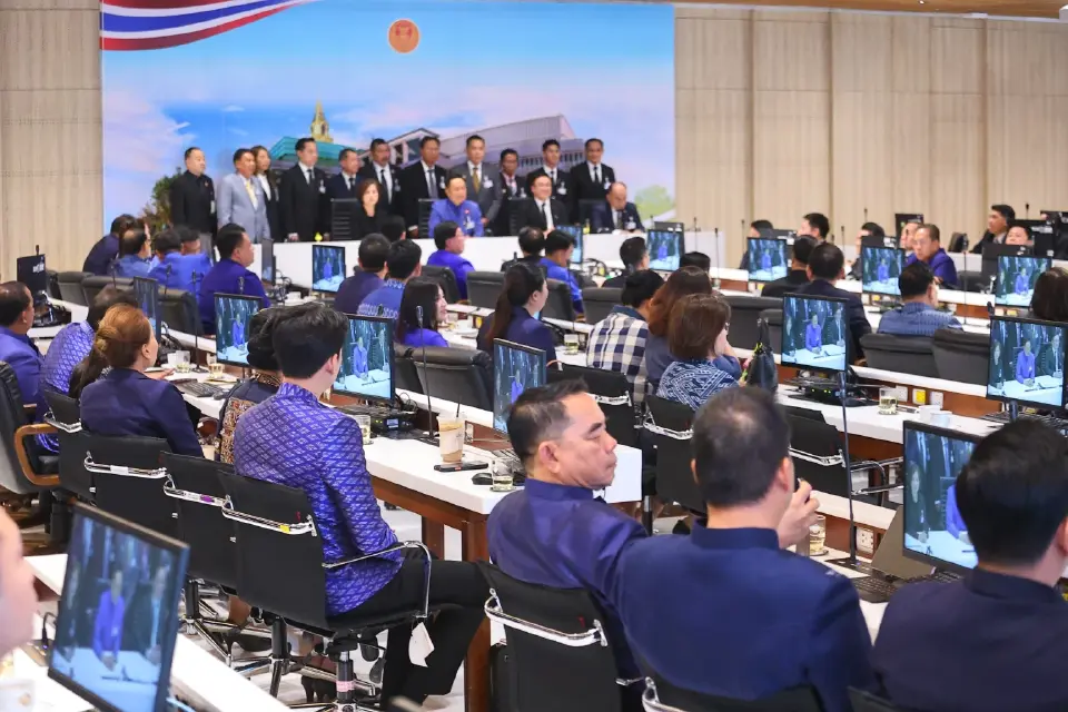 ‘อนุทิน’ นำ 16 พรรคร่วมประสานเสียง ตั้งรัฐบาล โหวตเลือกนายกฯ คนใหม่