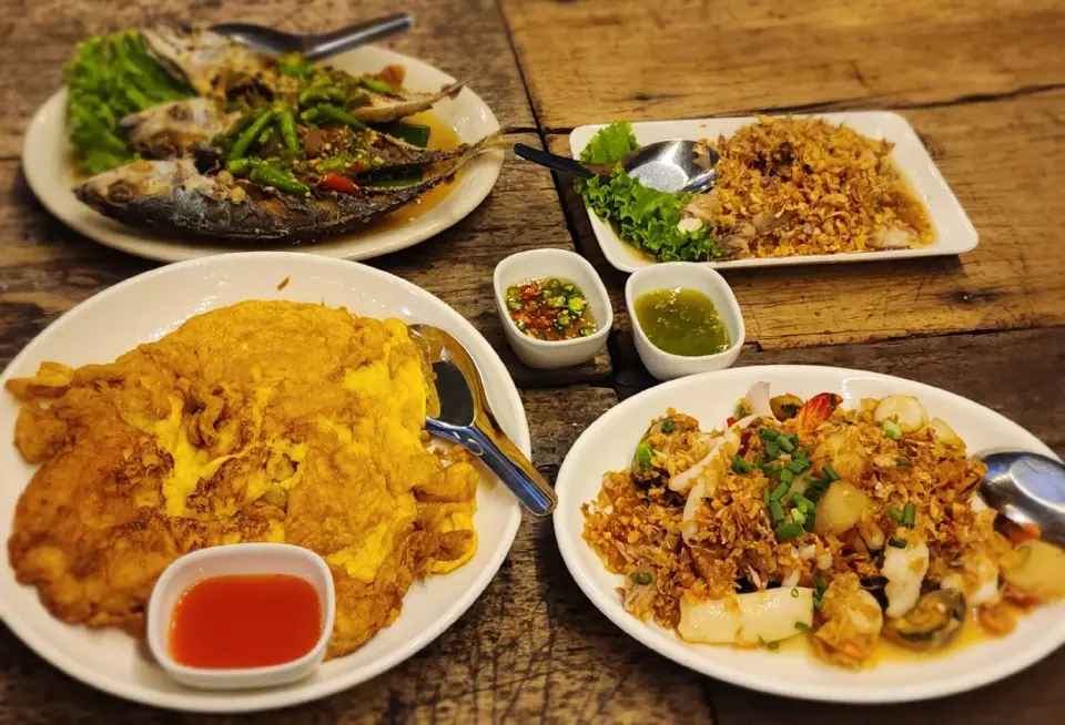 เปิด 7 พิกัด เที่ยวระยอง คาเฟ่ ร้านอาหารเด็ด GO Local Eat Local Go Hotel บุฟเฟ่ต์ทุเรียน ปังๆ