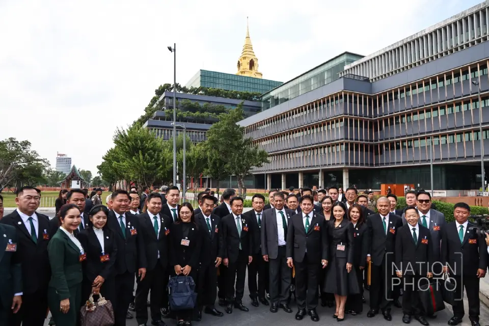 “ธรรมนัส”ย้ำพร้อมเป็นฝ่ายค้าน ดักคอ สส.งูเห่า หากทิ้งพรรคถือว่าเลวที่สุด